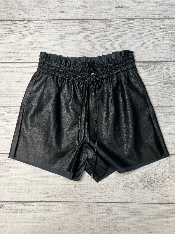 Shorts By Zenana Outfitters In Leather, Size: L