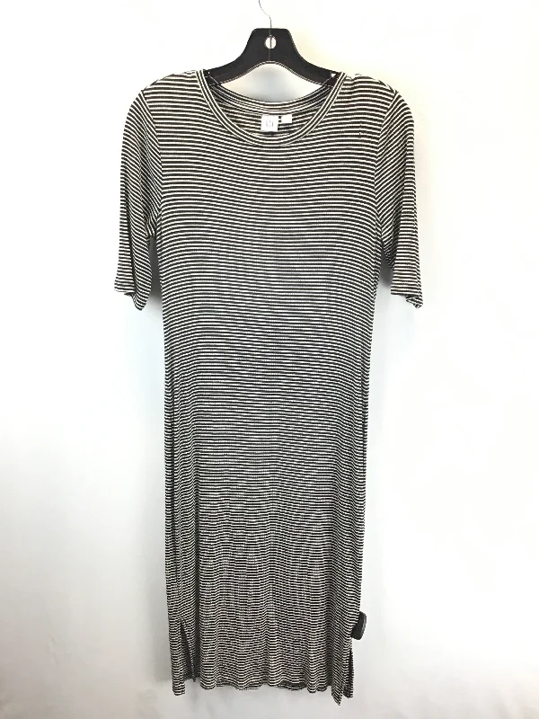 Dress Casual Midi By Gap  Size: M