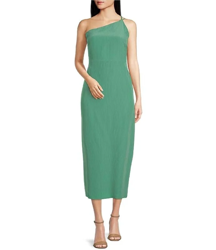 Willow In The Wind Maxi Dress In Field Green