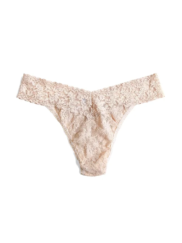 Plus Size Signature Lace Original Rise Thong Chai