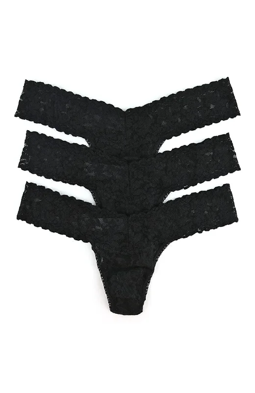 Signature Lace Low Rise Thong 3 Pack