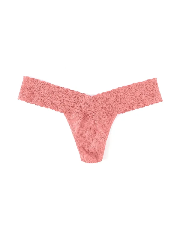 Signature Lace Low Rise Thong Ballet Pink